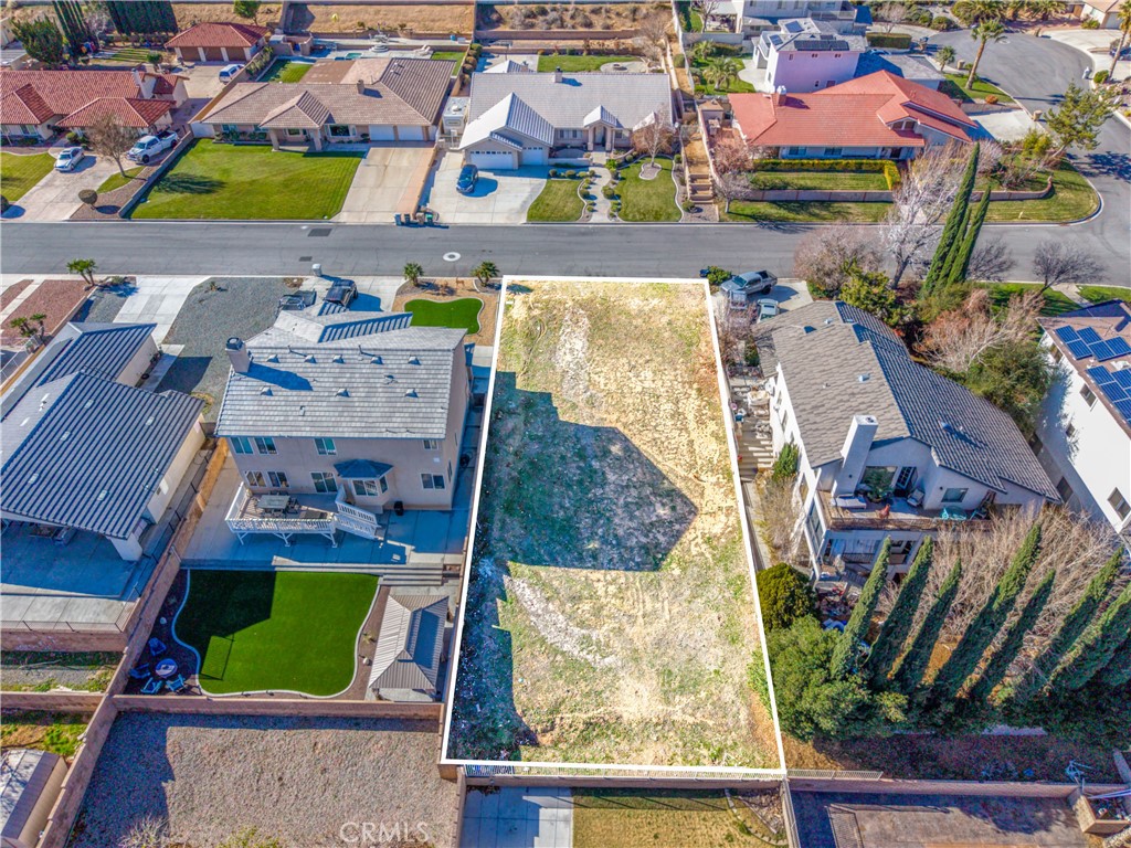 main property photo 12