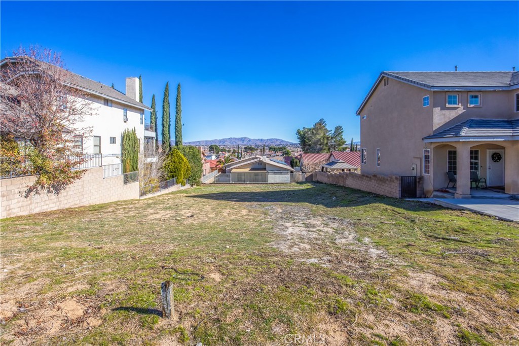 main property photo 4