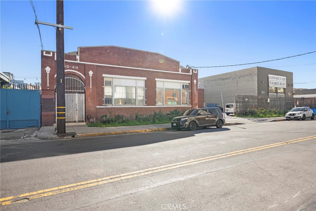 main property photo 43