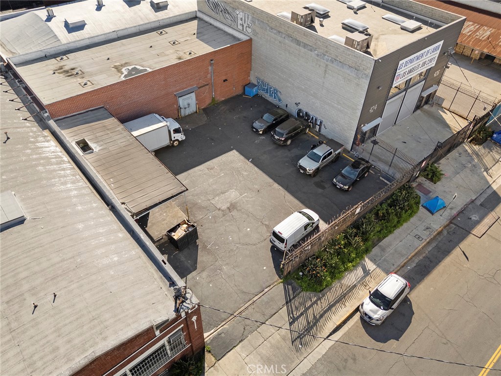 main property photo 50