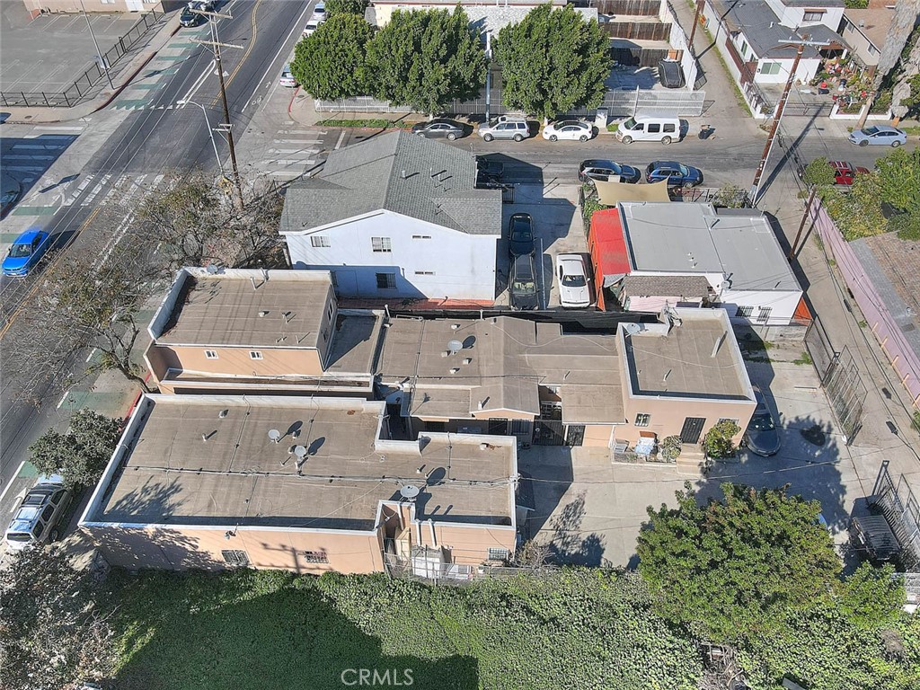 main property photo 11