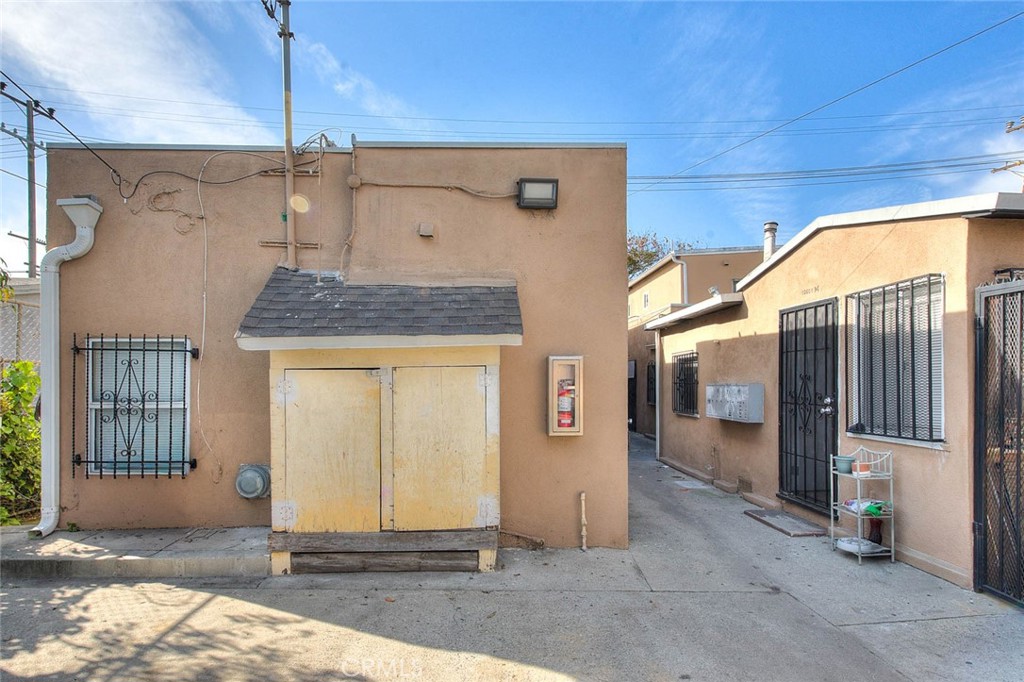 main property photo 19