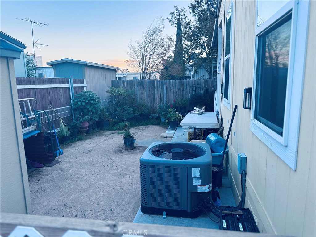 main property photo 25