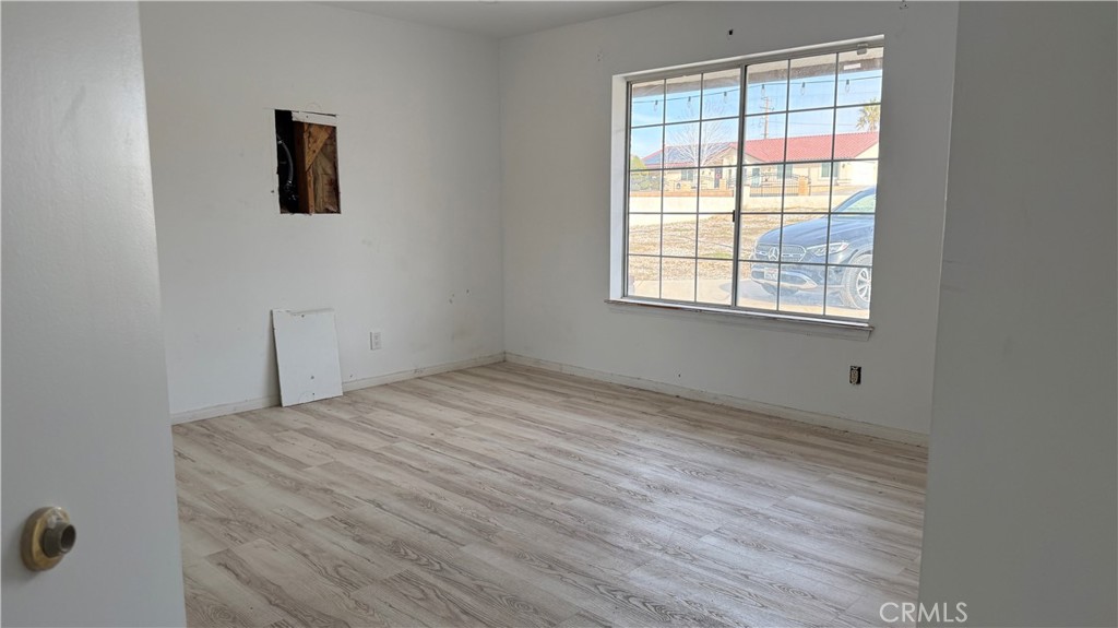 main property photo 29