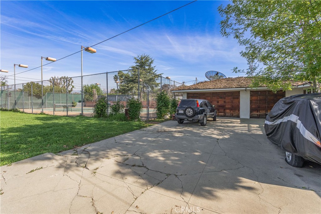 main property photo 20