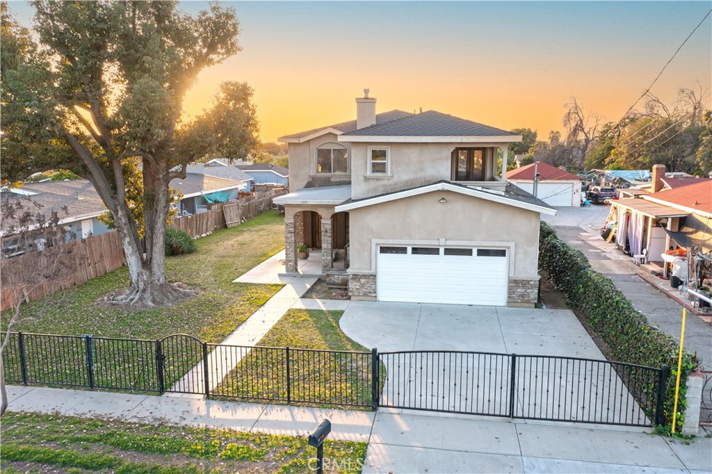 main property photo 5