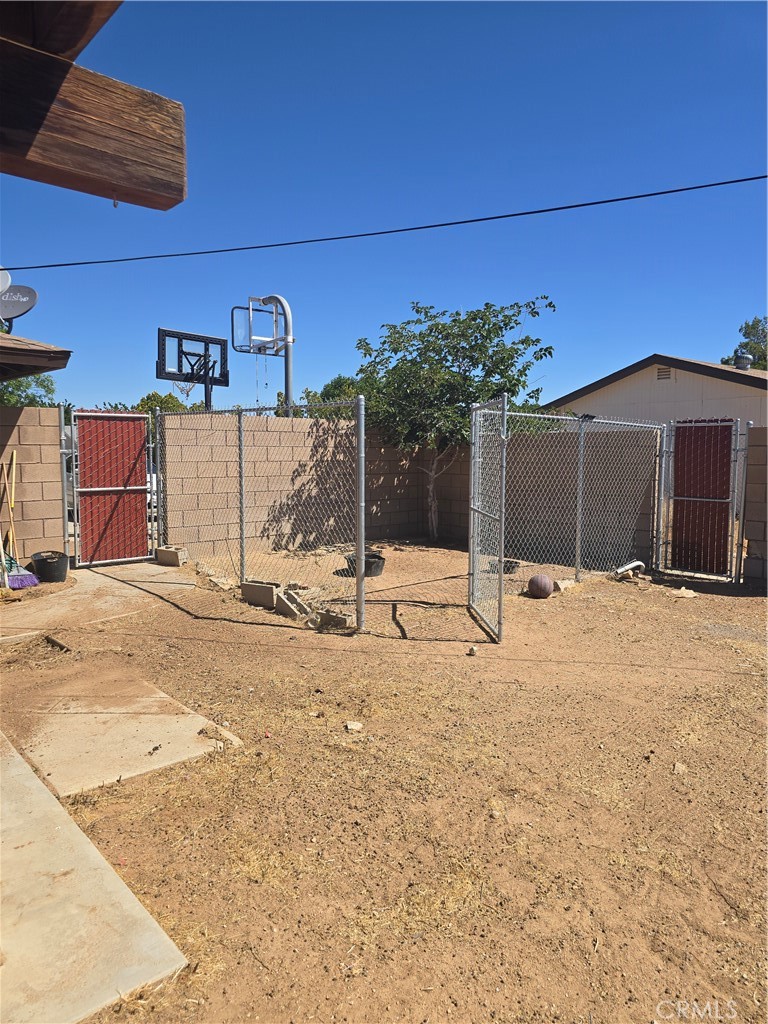 main property photo 3