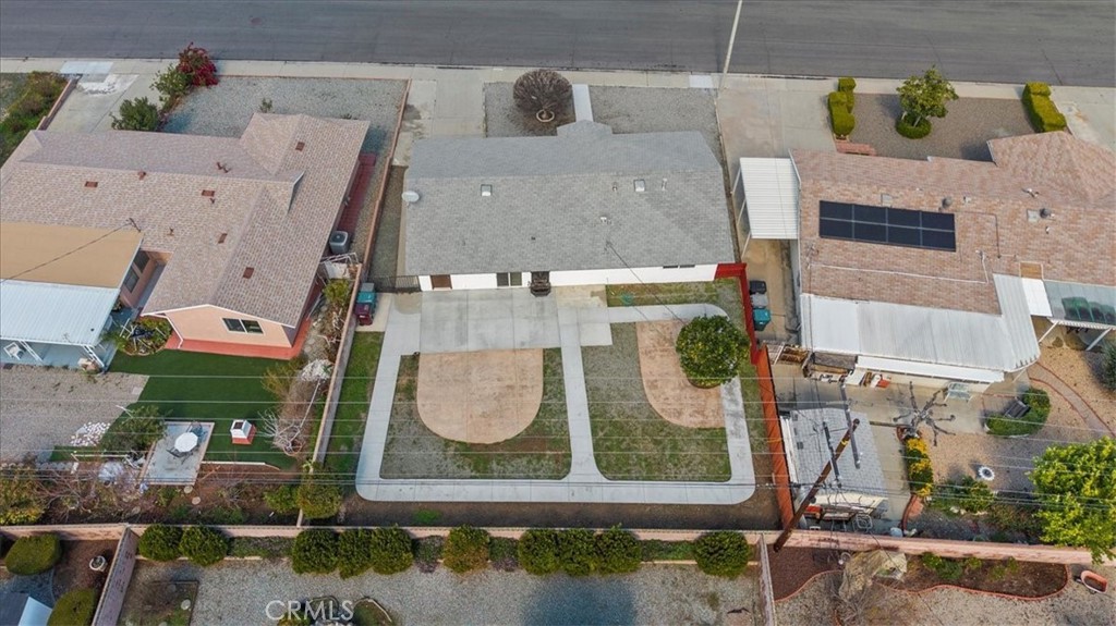 main property photo 33
