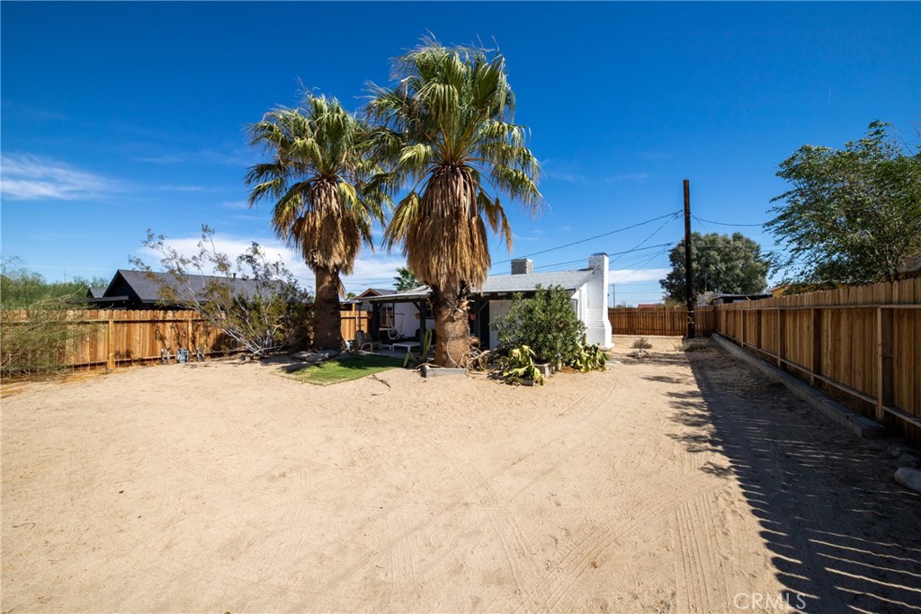 main property photo 24