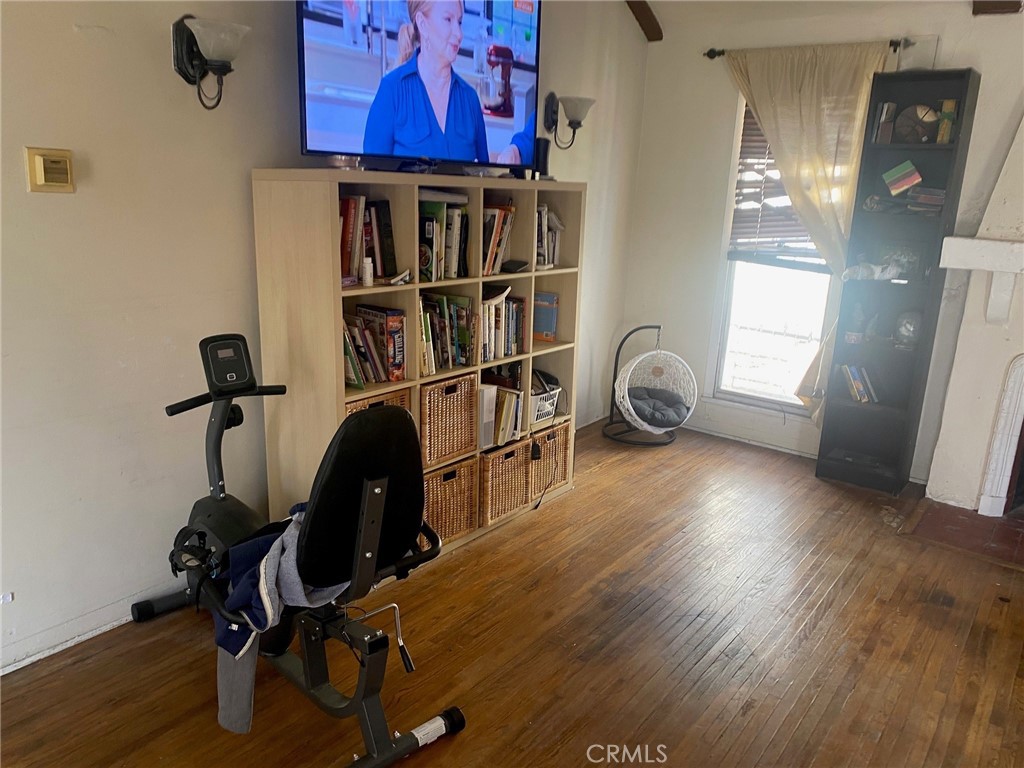 main property photo 8