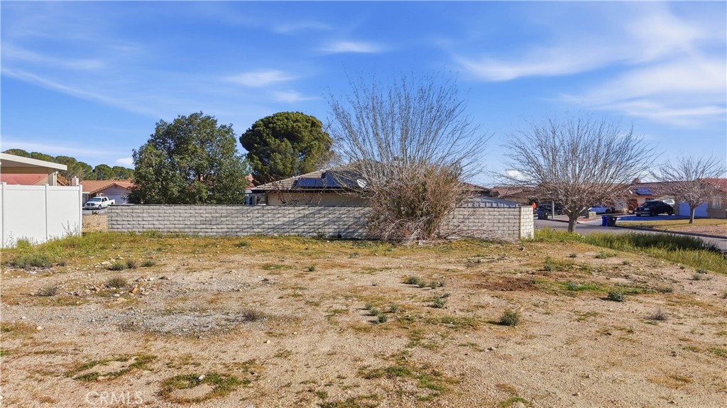 main property photo 12