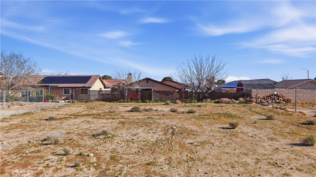 main property photo 10