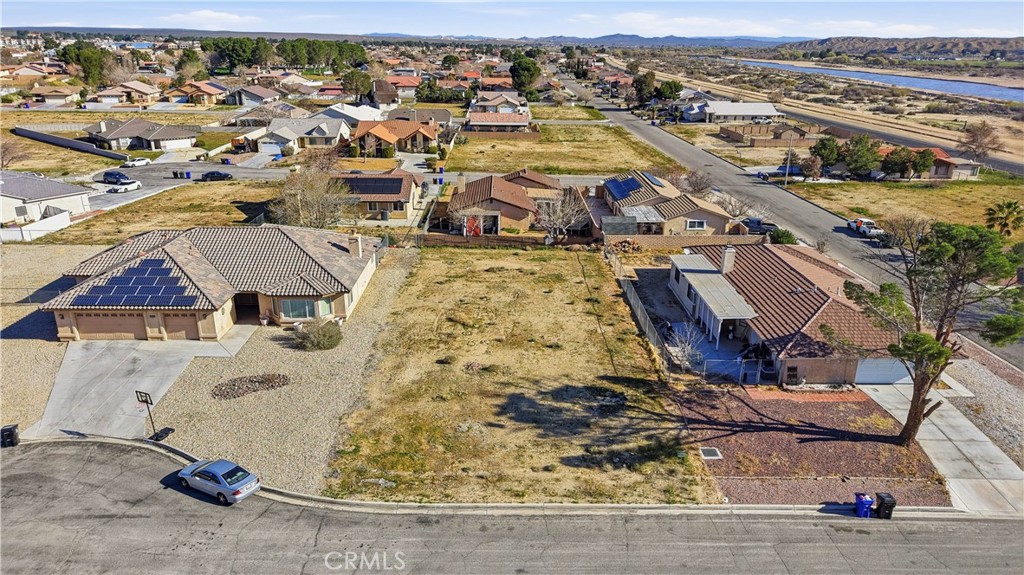 main property photo 9