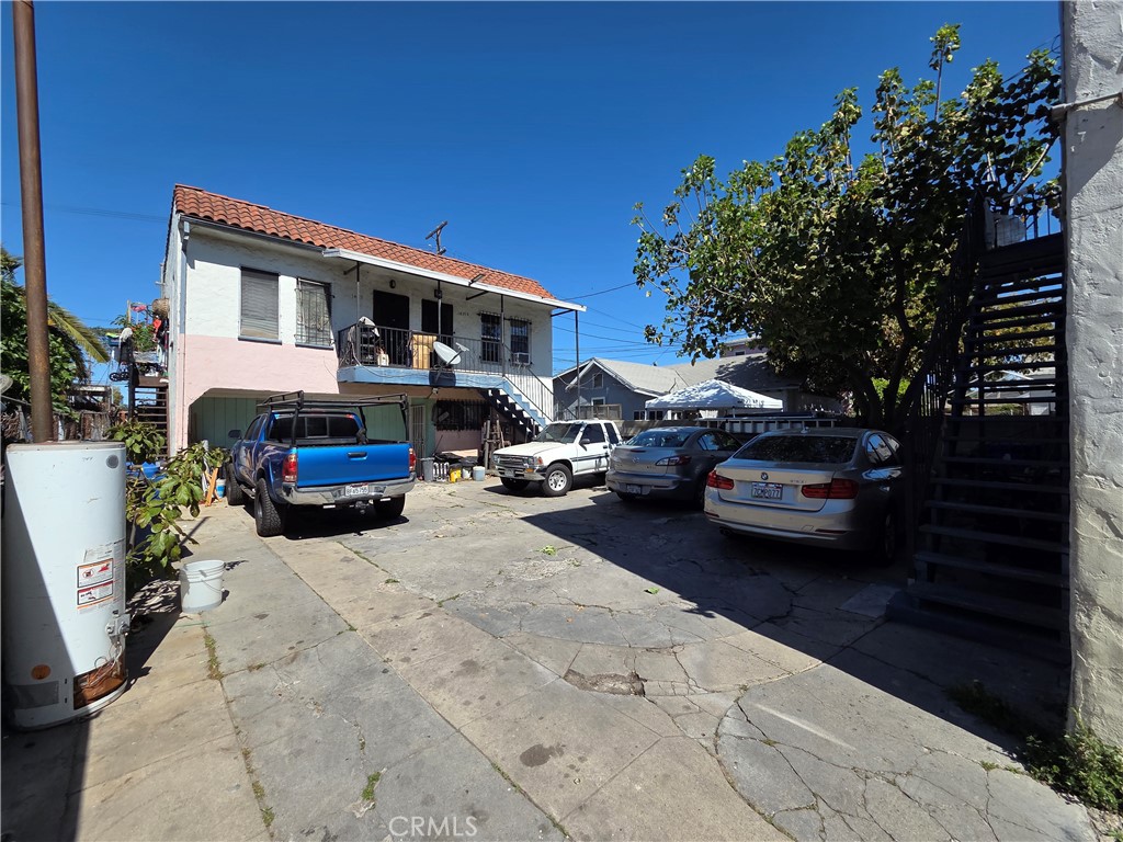 main property photo 4
