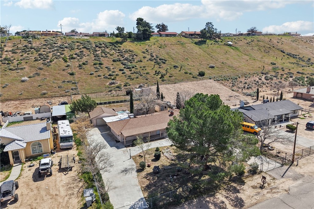 main property photo 37
