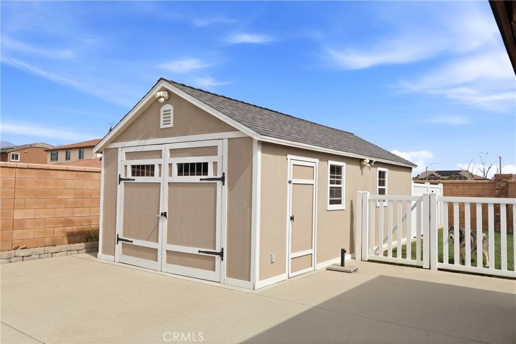 main property photo 50