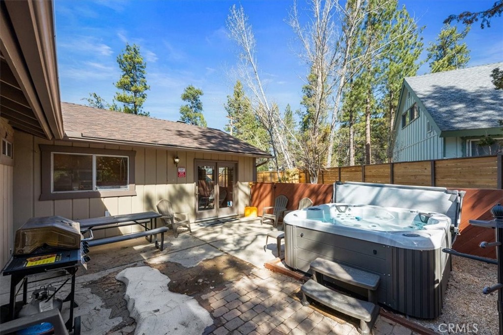 main property photo 30