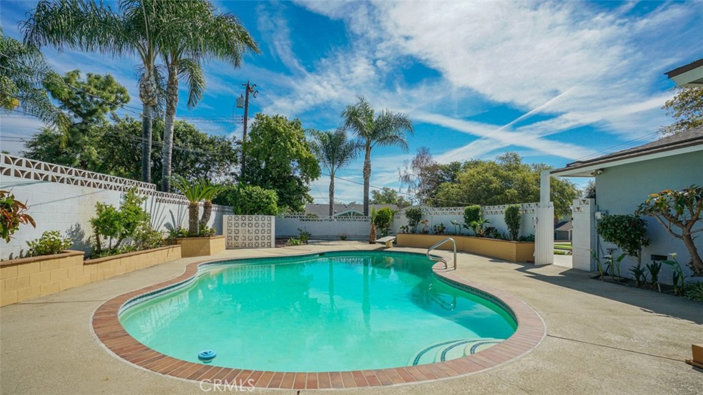 main property photo 61