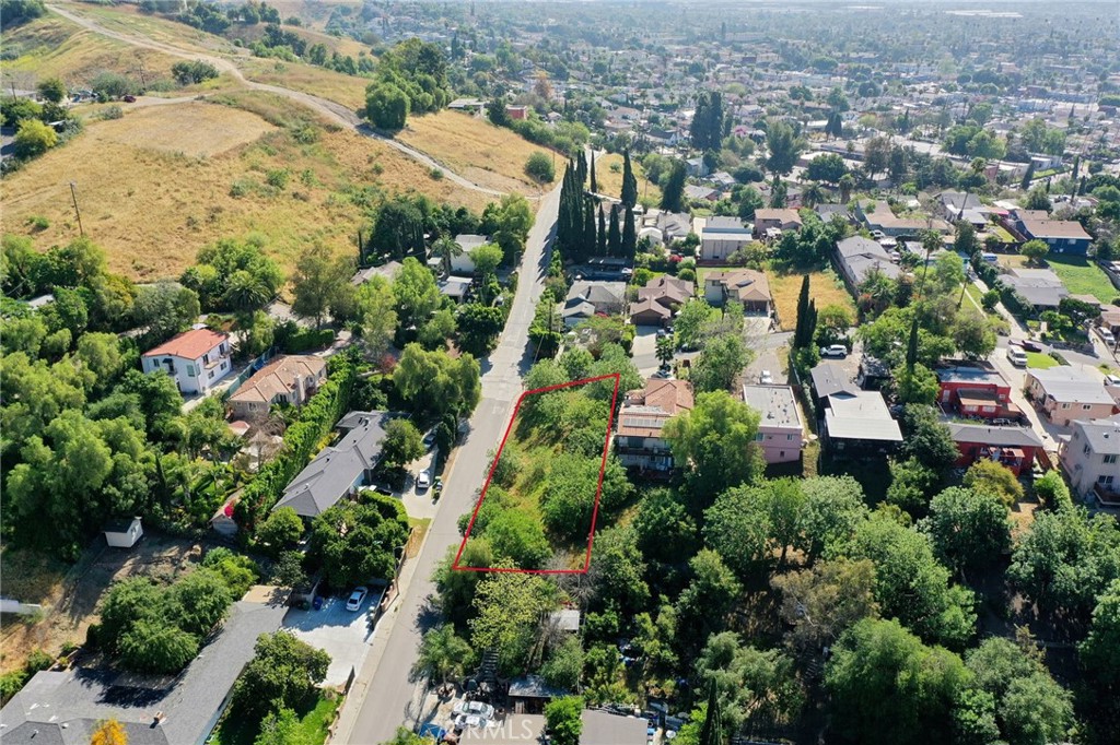 main property photo 7