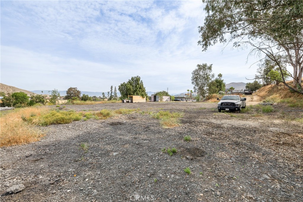 main property photo 20
