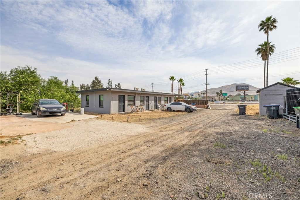 main property photo 7