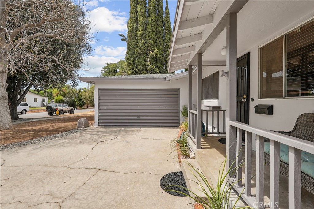 main property photo 50