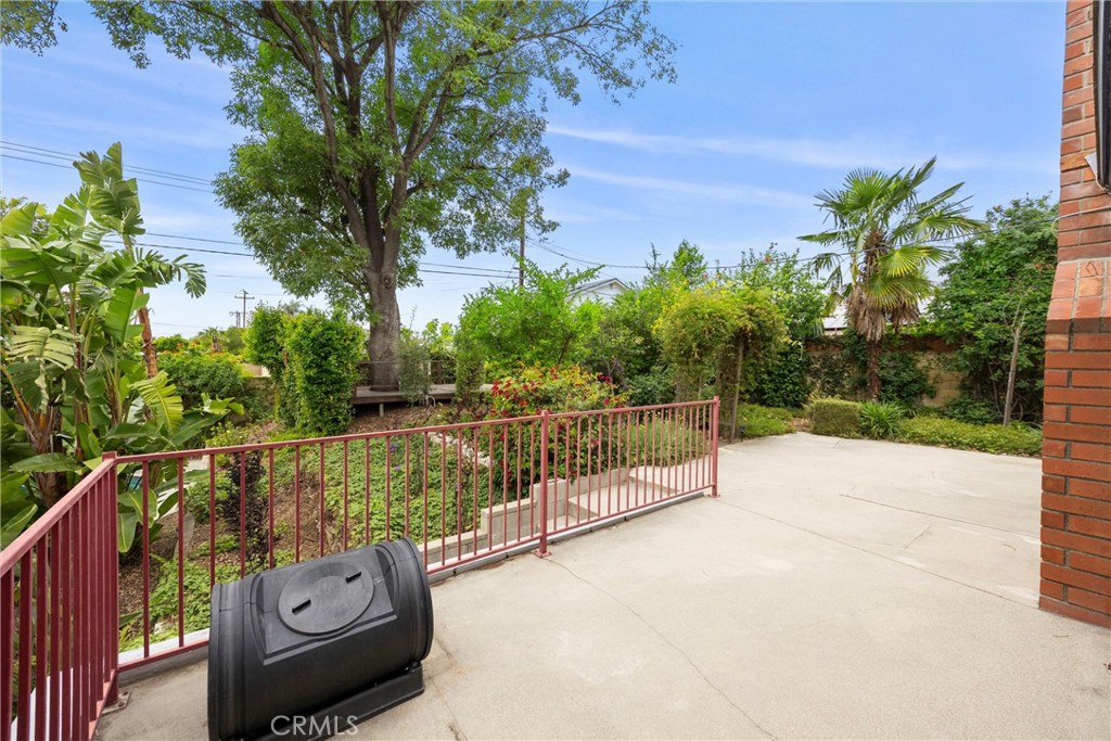 main property photo 49