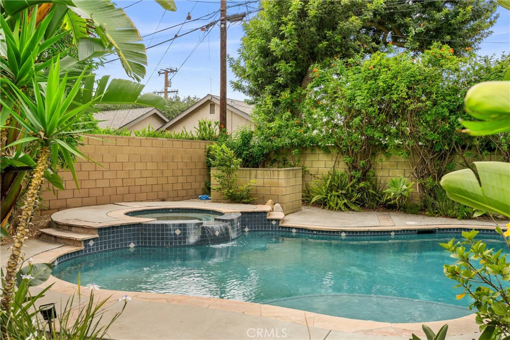 main property photo 59
