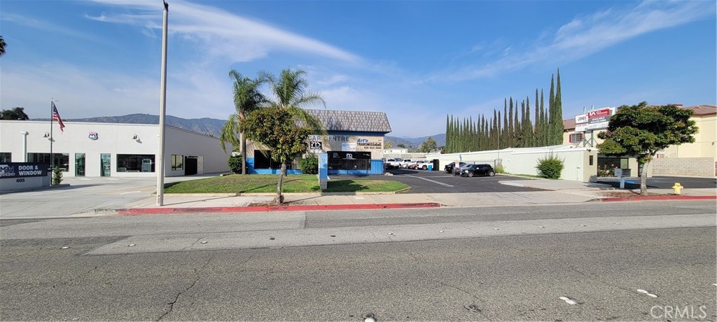 main property photo 5
