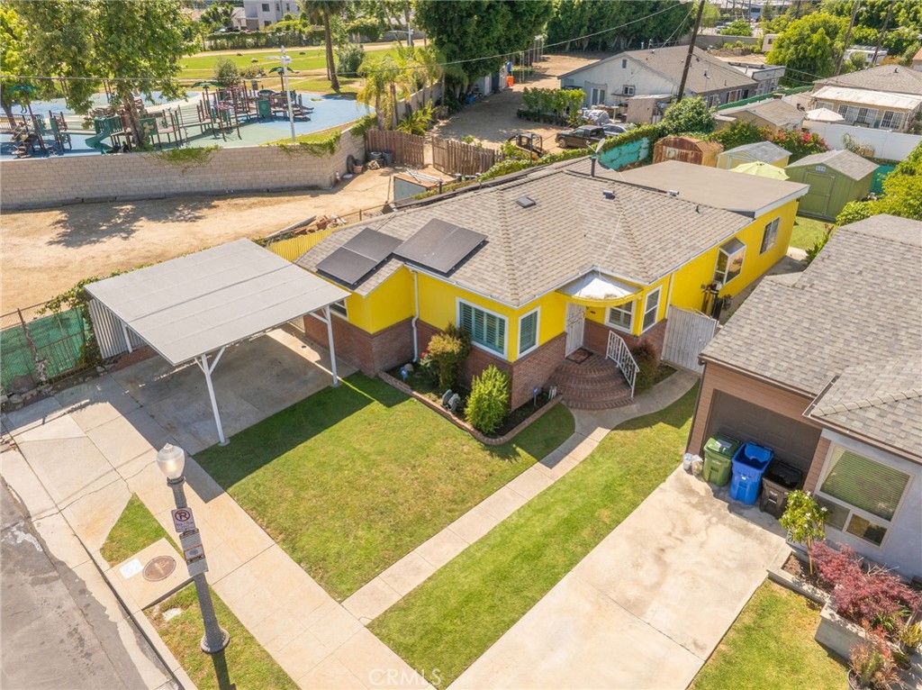 main property photo 29