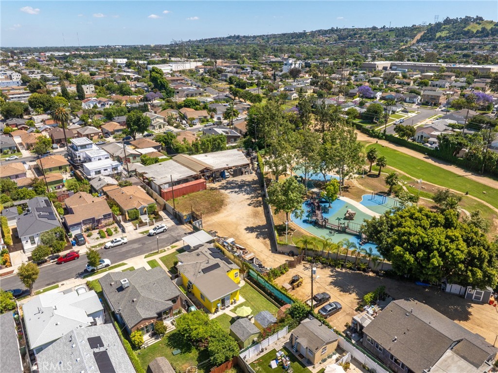main property photo 38