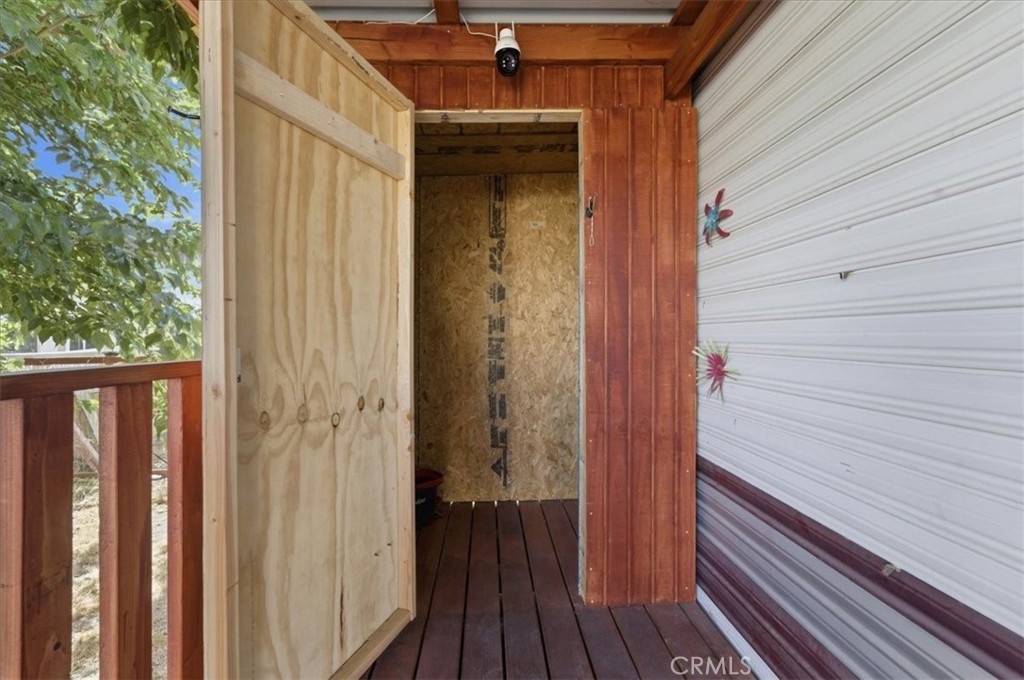 main property photo 22