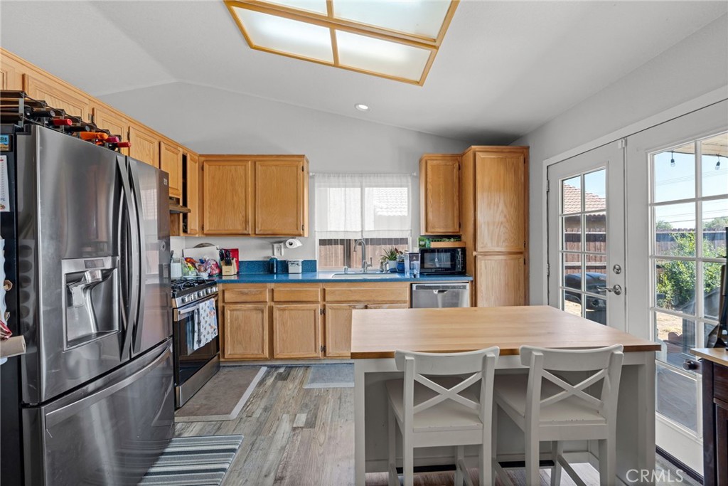 main property photo 10