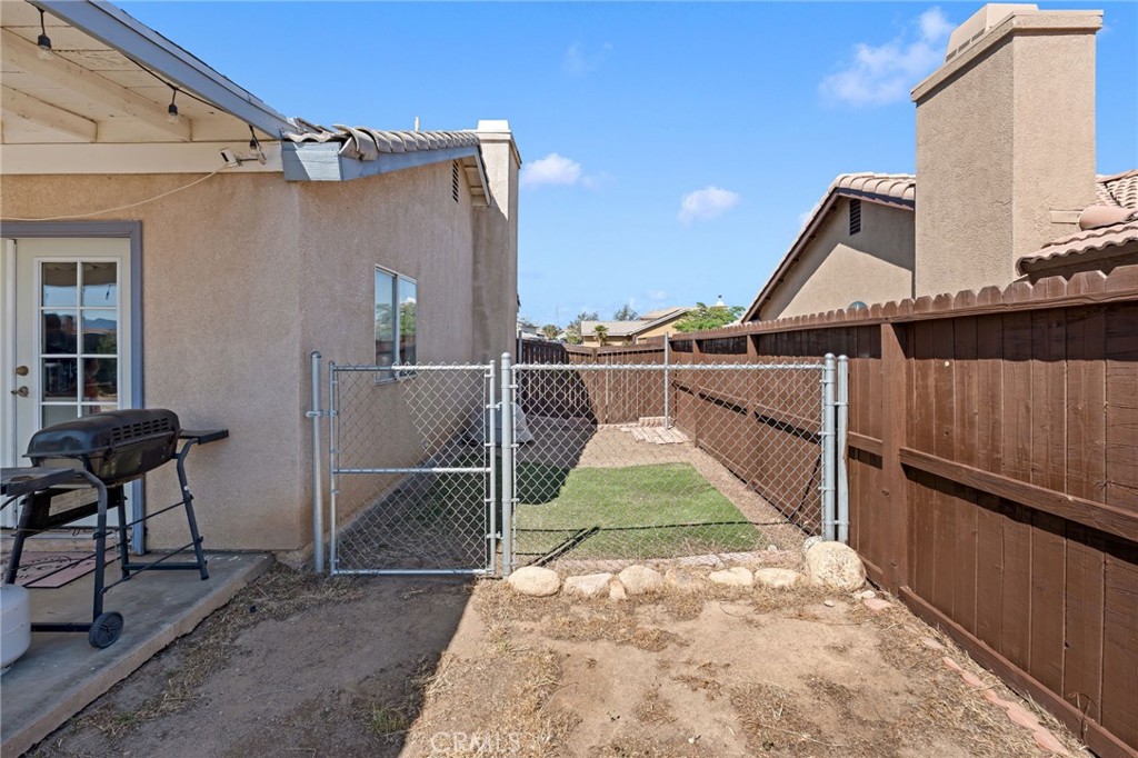 main property photo 29