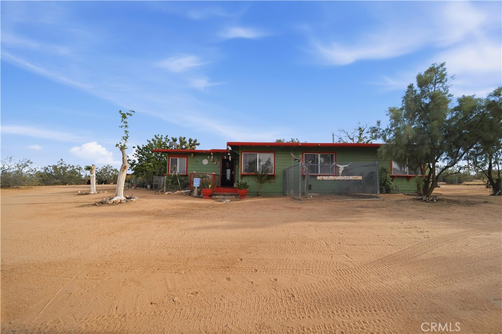 main property photo 17