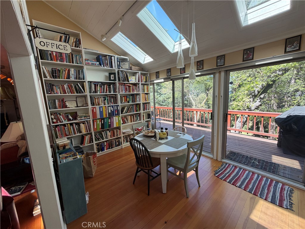 main property photo 34