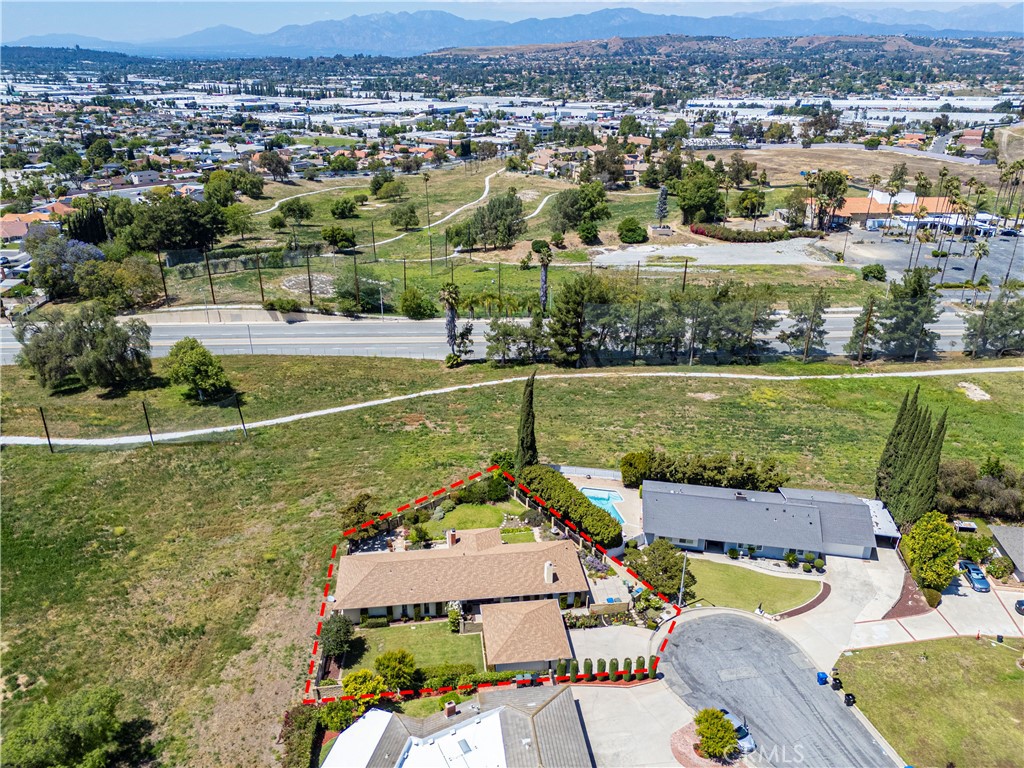 main property photo 51