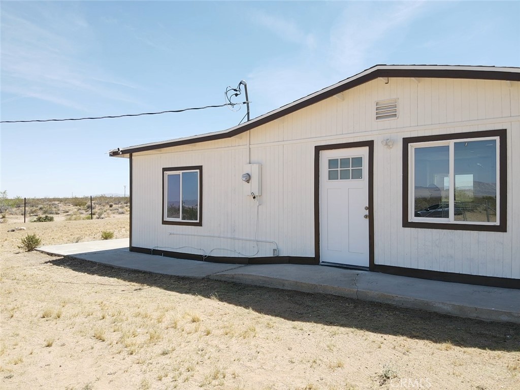 main property photo 24