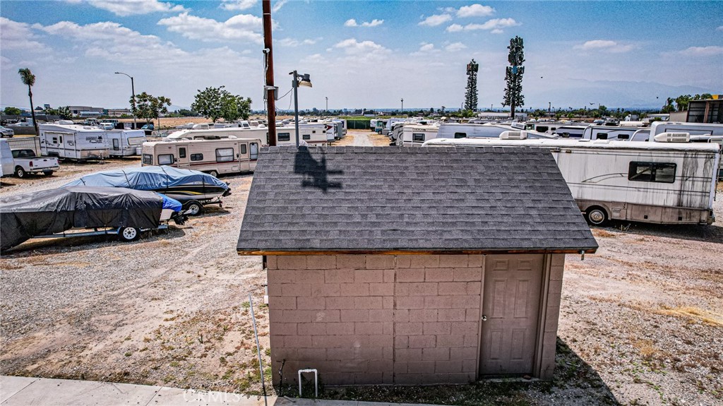 main property photo 49