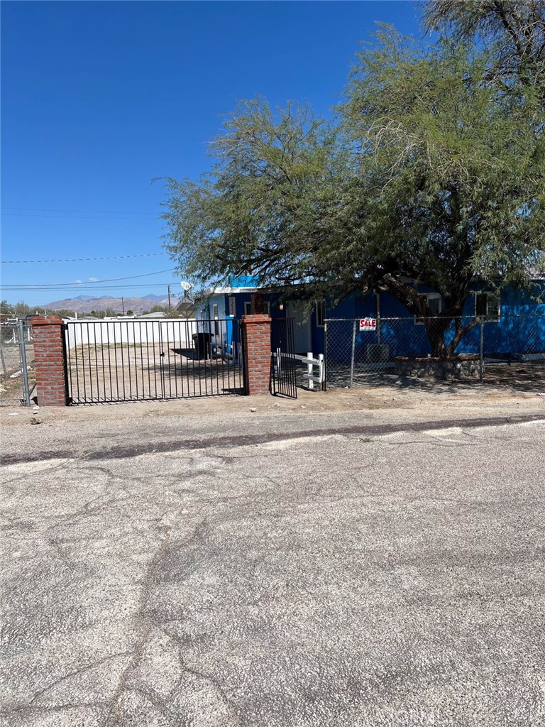 main property photo 14