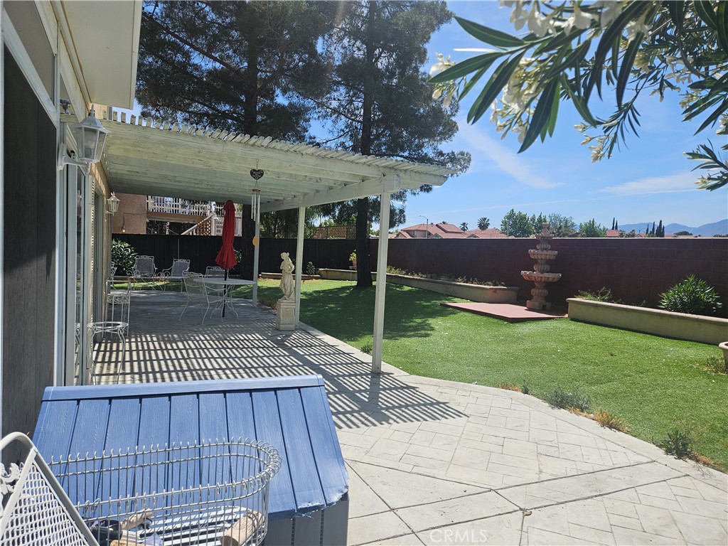 main property photo 18