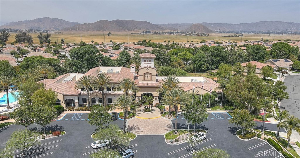 main property photo 50