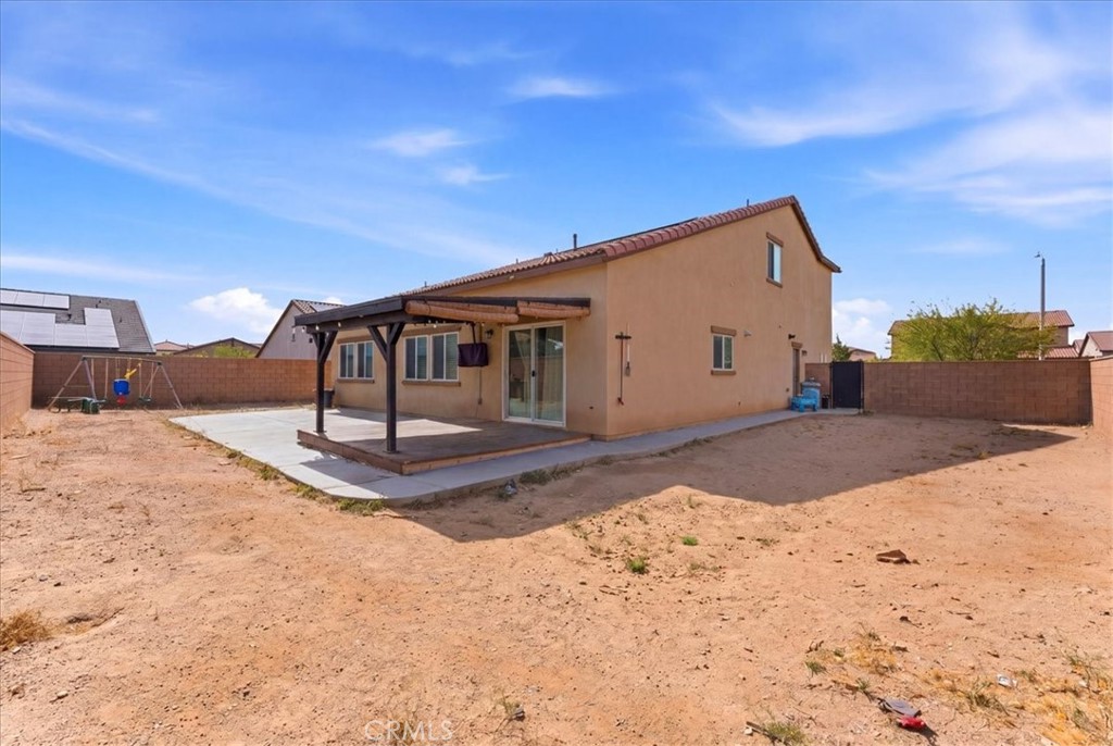 main property photo 31