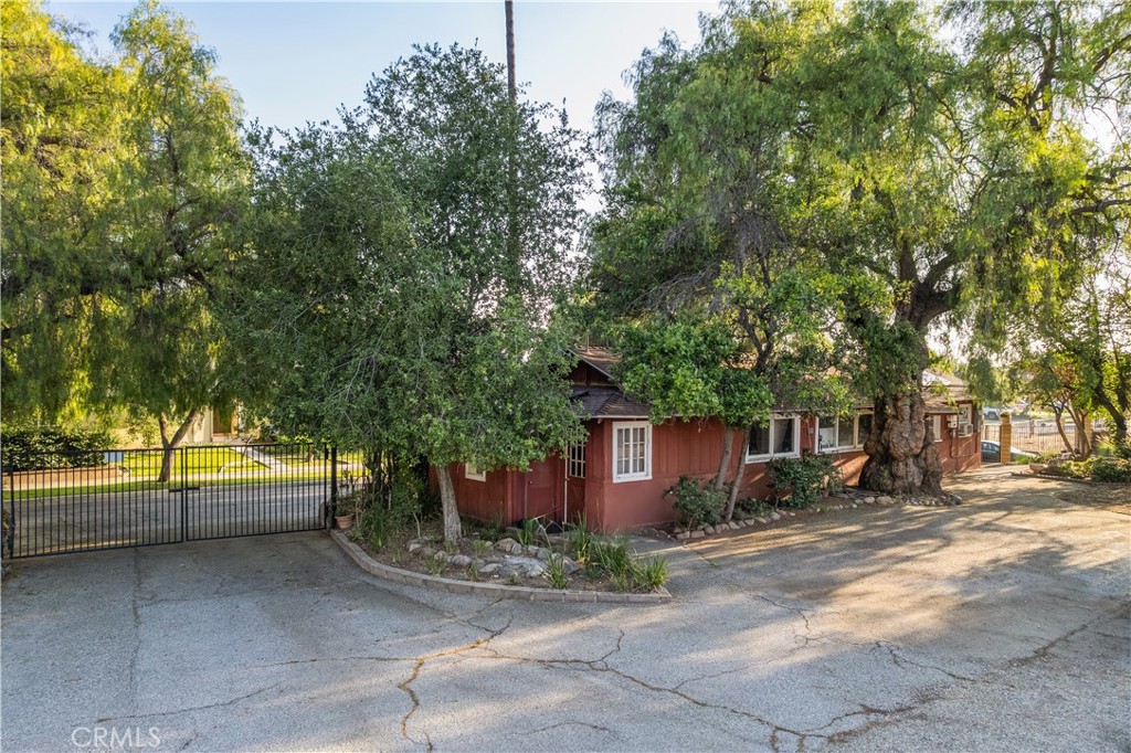 main property photo 44