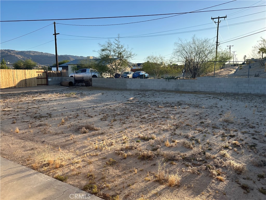 main property photo 31
