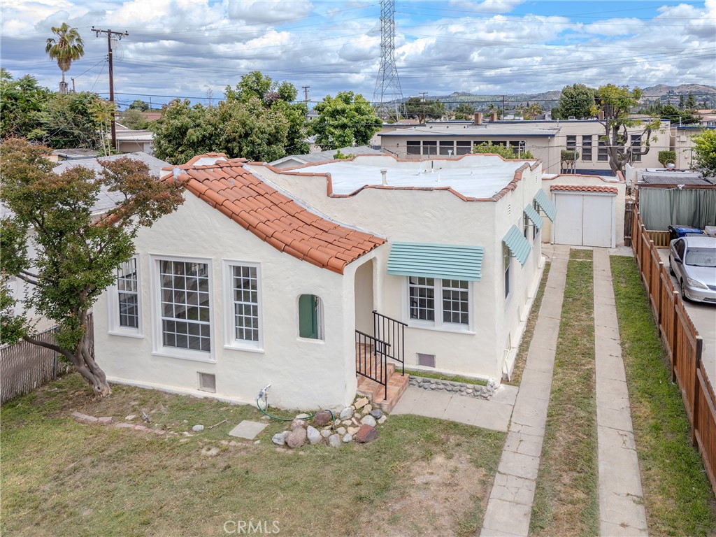 main property photo 24