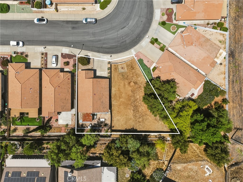 main property photo 32