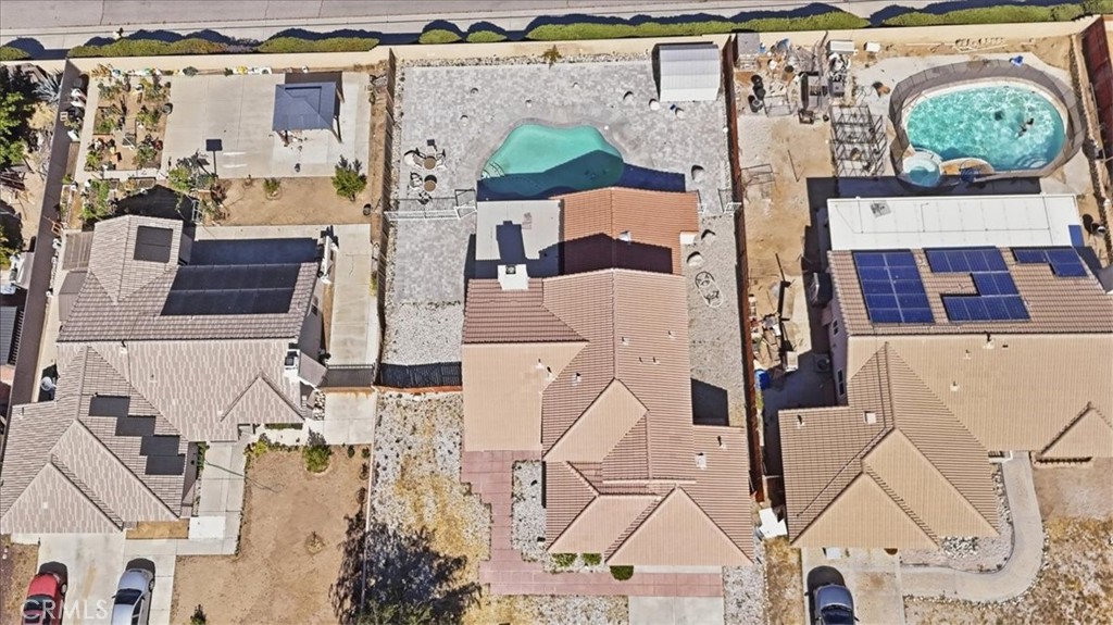 main property photo 37