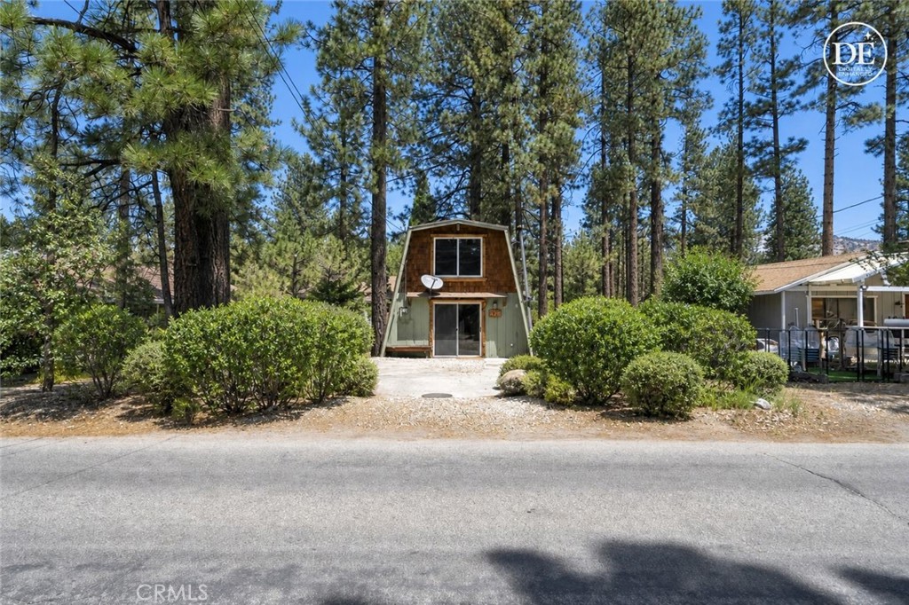 main property photo 29