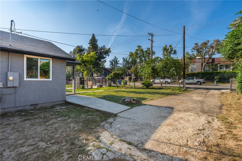 main property photo 23